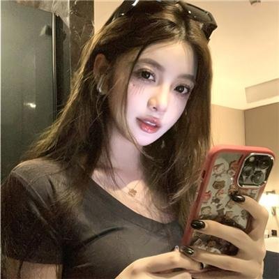甜蜜暴击海报