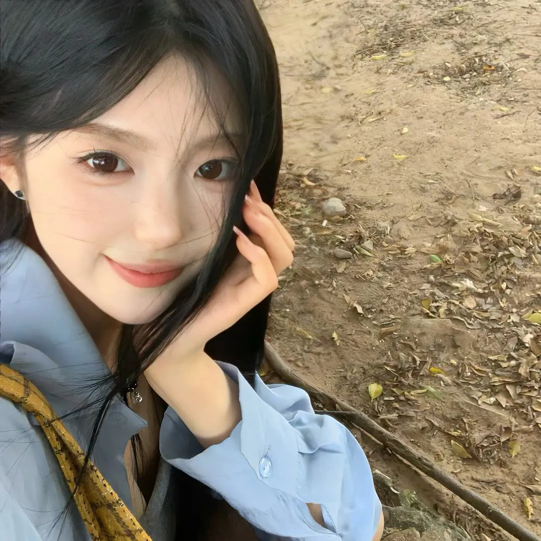 最终生还者海报